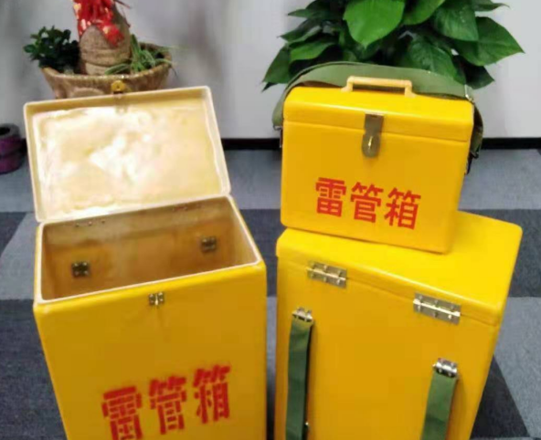 金堂玻璃钢雷管箱有哪些特点
